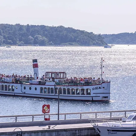 Altstadtapartment Carli- Komfortable Im Herzen Von * Waren (Müritz)